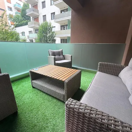 Corvin Deluxe With 2 Bedrooms 布达佩斯