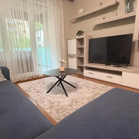 Corvin Deluxe With 2 Bedrooms 公寓 *