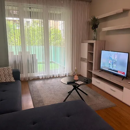 Corvin Deluxe With 2 Bedrooms 公寓 布达佩斯